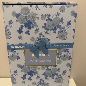Bundle LoveShackFancy XS skirt/Stanley Everblooming Rosettes  40OZ Quencher Blu